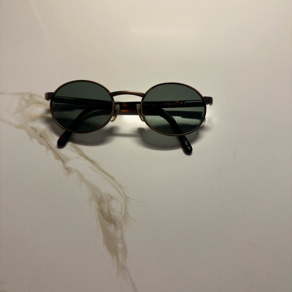 Fossil Hawk Gold and Black Round Sunglasses